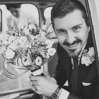 fotografo matrimonio crema cremona convento dei neveri sposo bouquet